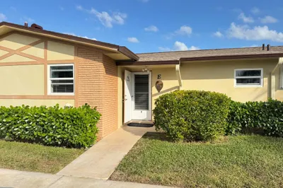 2822 Crosley Drive W #E 1