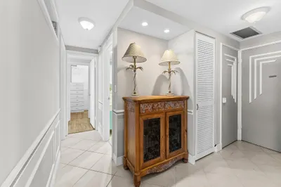 3333 NE 34 Street #504 1