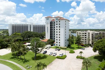 370 Golfview Road #103 1