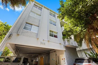 344 Meridian Ave #4D 1