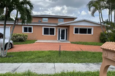 18105 NW 81st Ct 1