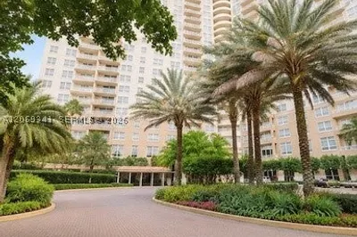 19501 W Country Club Dr #210 1