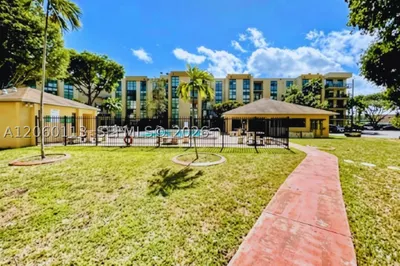 11750 SW 18th St #208-1 1