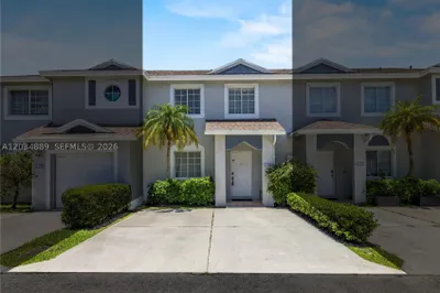 1125 SW 44th Ave 1