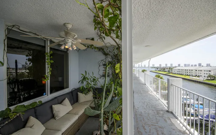 Just Listed | 108 Paradise Harbour Boulevard #514 + Boat Slip 2