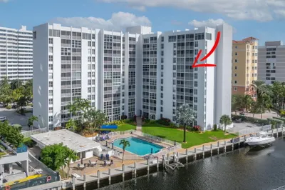 1391 S OCEAN Boulevard #801 1