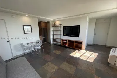 710 Washington Ave #501 1