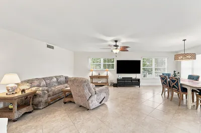 2870 NE 14TH ST Causeway #208C 1