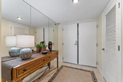 5420 N Ocean Drive #1406 1