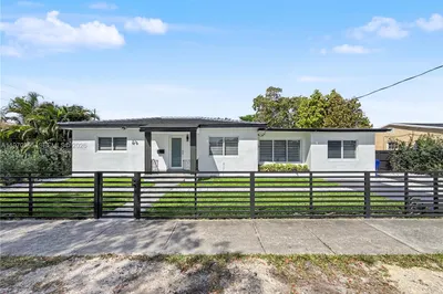1530 SW 24th Ave 1