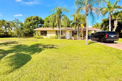 502 Ibis Dr 1