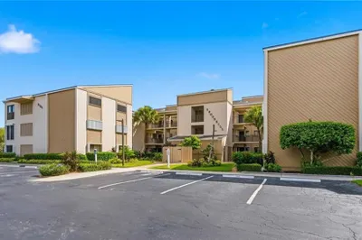 6165 S MIRROR LAKE Drive #106 1