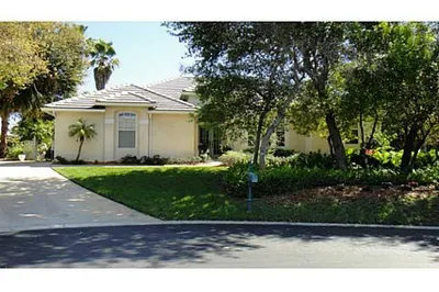 1435 NE High Hammock Court 1