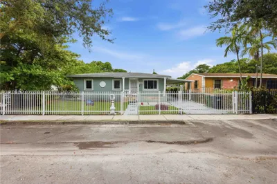 1630 NW 124th St 1
