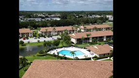 Elegant Corner Condo in Pinecrest of Indian Creek