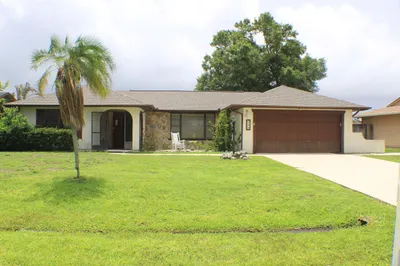 830 SE Evergreen Terrace 1