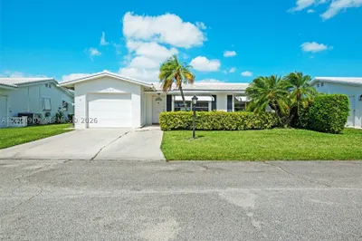 2103 SW 20th Cir 1