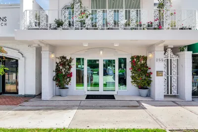 255 Royal Poinciana Way 1