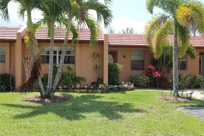 306 Lake Helen Dr 1