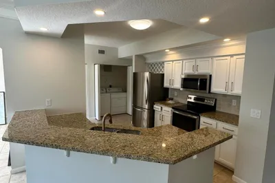 225 MURCIA Drive #305 1