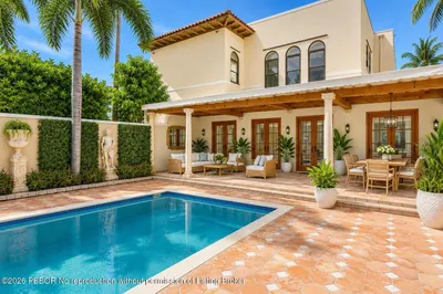 245 Brazilian Avenue #1 1