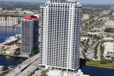 4010 S Ocean Dr #R2206 1