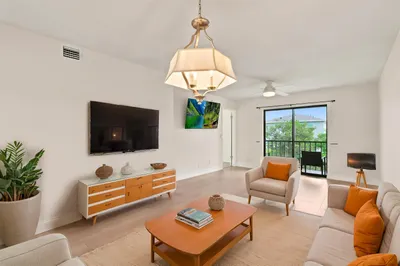 7209 Golf Colony Court #203 1