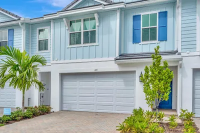179 SE Birch Terrace 1