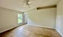 967 E 13th Square Photo