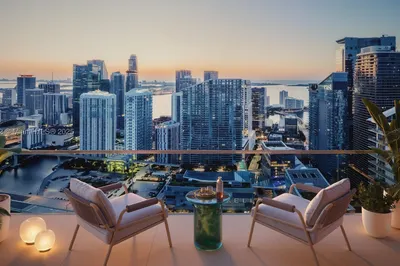 690 SW 1 Avenue #3901 1