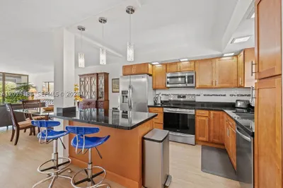 5300 Highway A1a #302 1