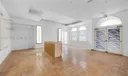 727 Collins Ave Photo