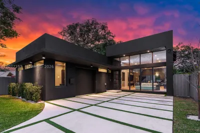 400 NW 49th St 0 1