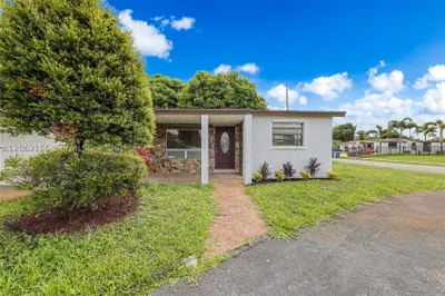 820 NW 38th Ave 1