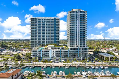 220 Lake Shore Drive #N-1521 1