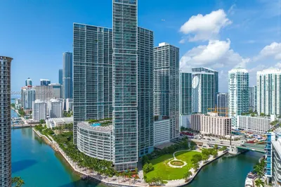 475 Brickell Ave #3513 1
