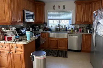 8532 SW 211th Ter 1