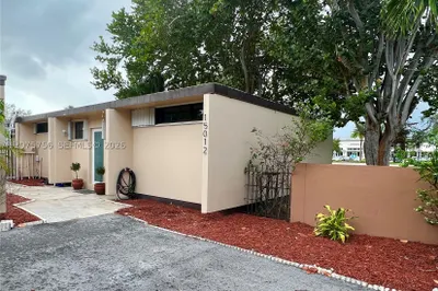 15012 Royal Palm Ave #15012 1