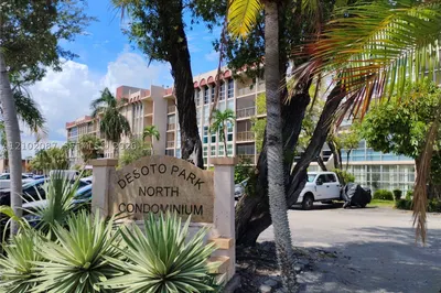 2101 Atlantic Shores Blvd #504 1