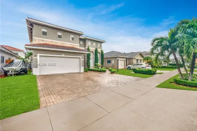 2860 SW 144th Pl 1