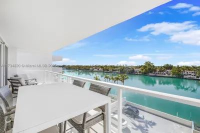 5750 Collins Ave #5B 1