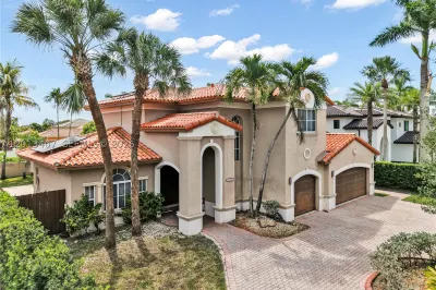 16101 NW 79th Ct 1