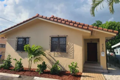 4265 NW 2nd Ter #4265 1