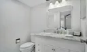225 SE 10th Street #9d Photo