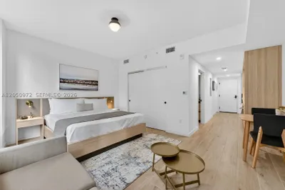 225 N Miami Ave #308 1
