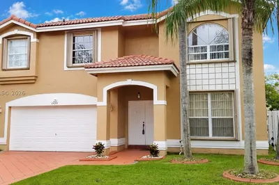 2420 NW 137th Ter #2420 1