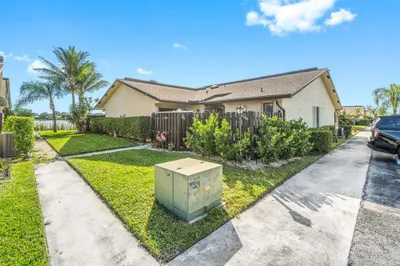 2303 Waterview Circle #2303 1