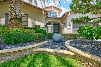 8965 Watercrest Circle E 1