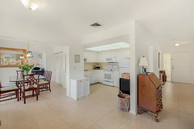 115 Villa Circle 1