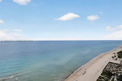 18671 Collins Ave #2501 1